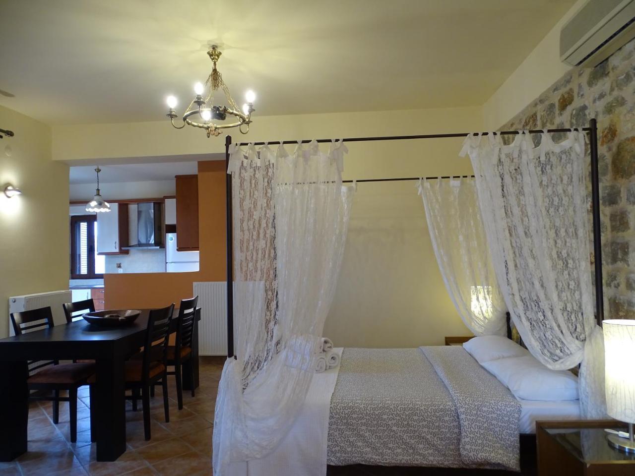 Hotel Sophia Limeni View à Areópoli Extérieur photo