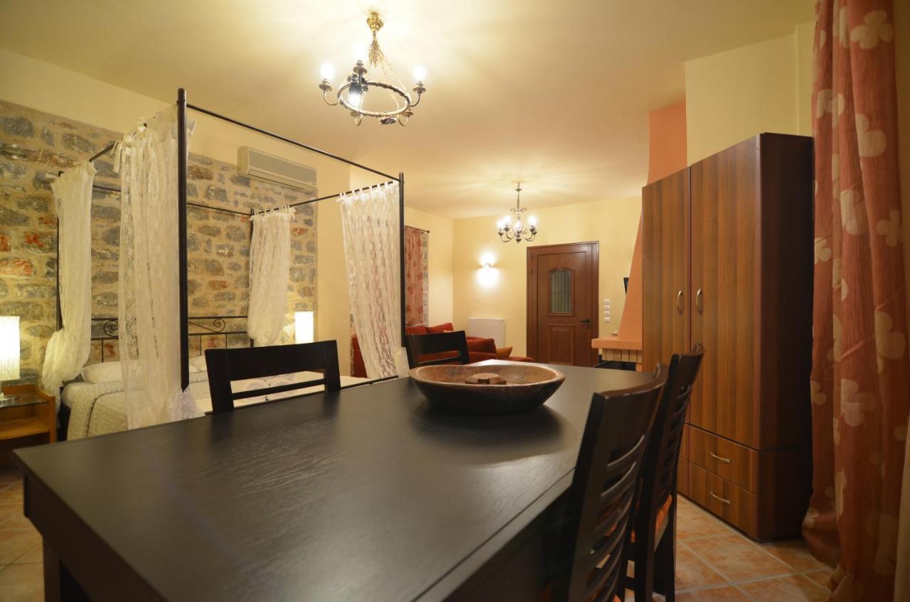 Hotel Sophia Limeni View à Areópoli Extérieur photo