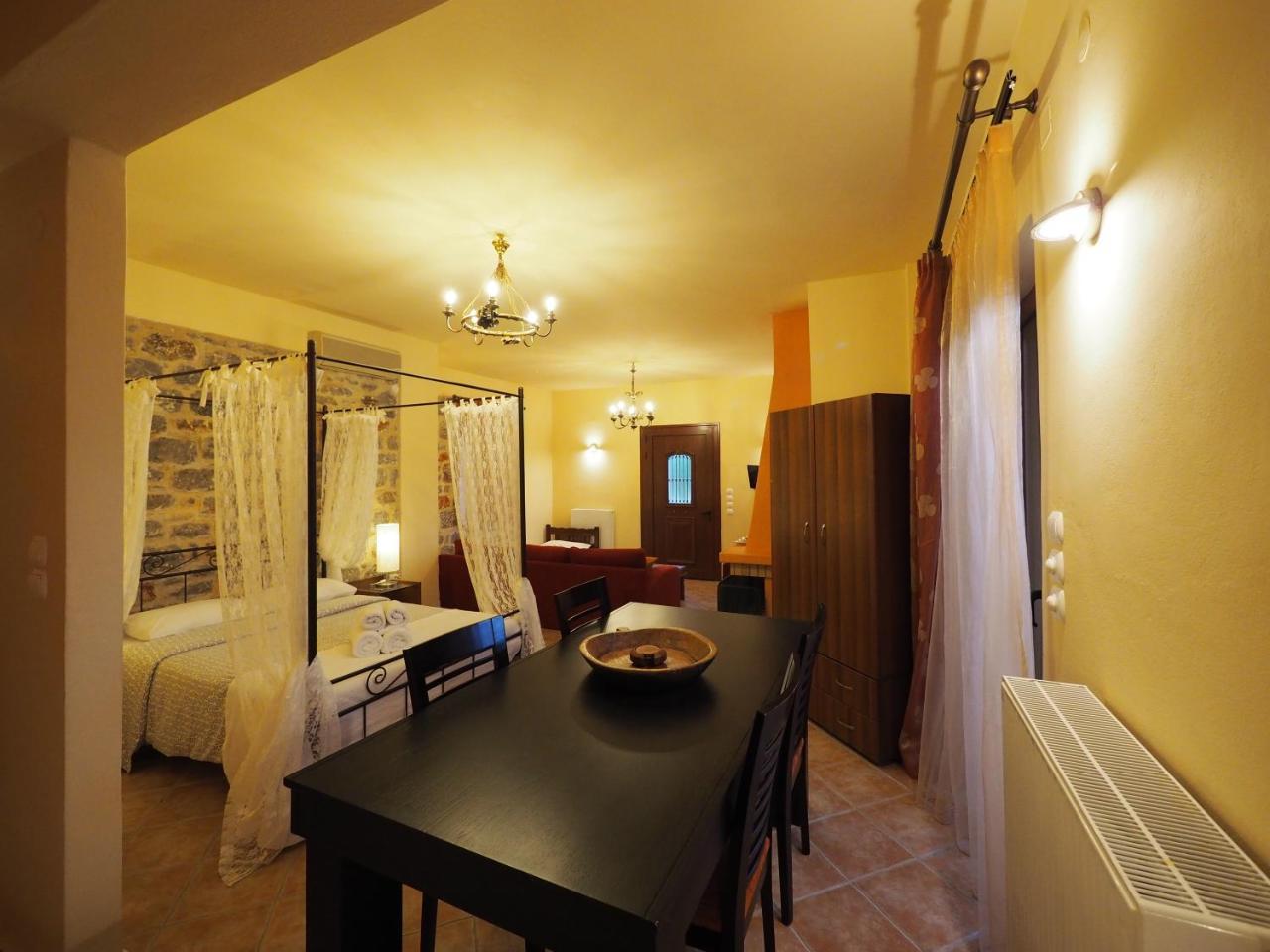 Hotel Sophia Limeni View à Areópoli Extérieur photo