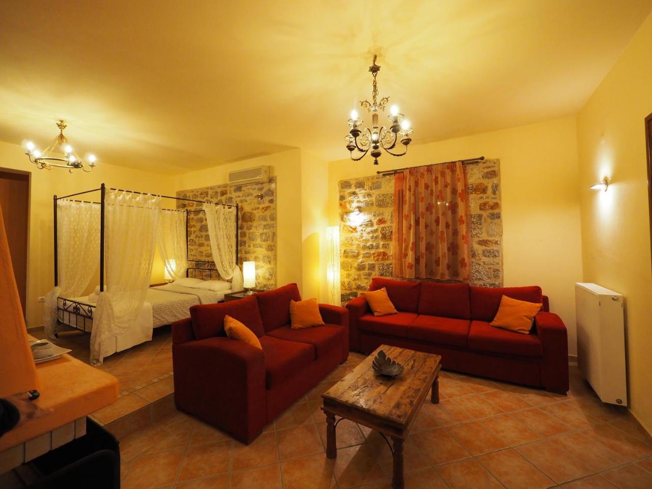 Hotel Sophia Limeni View à Areópoli Extérieur photo